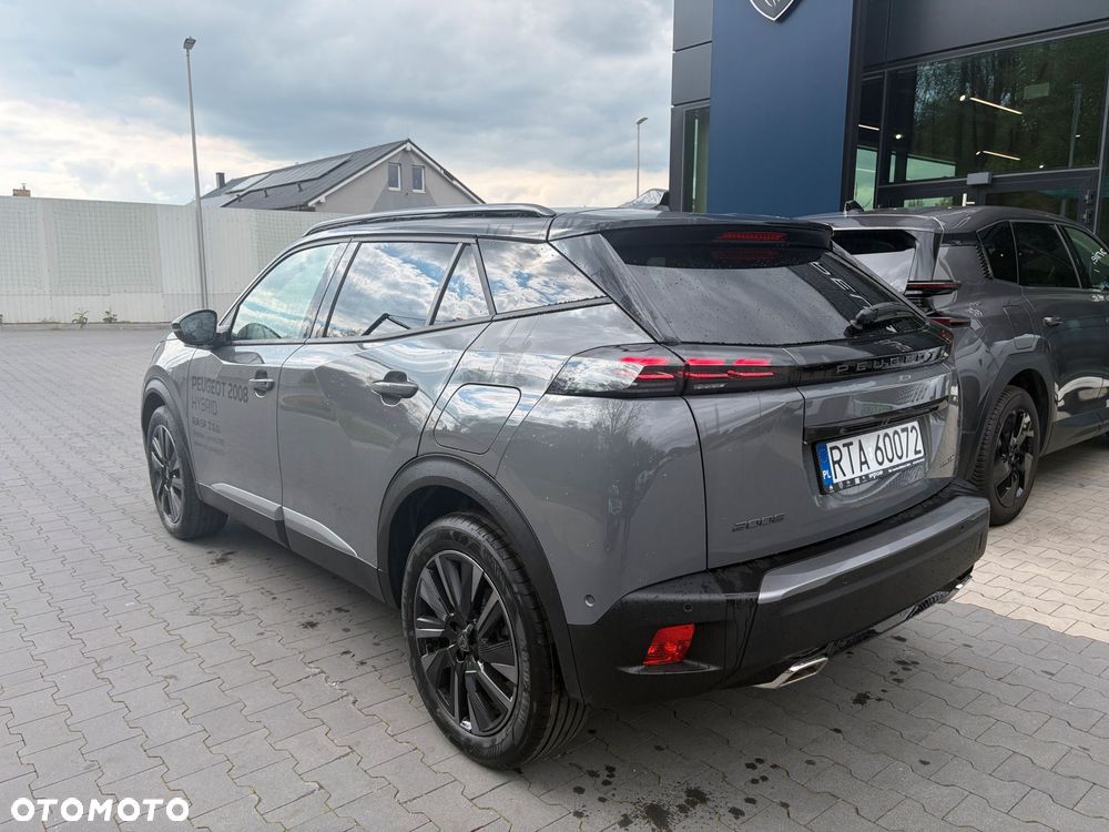 Peugeot 2008 - 4