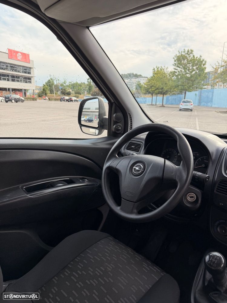 Opel Combo - 17
