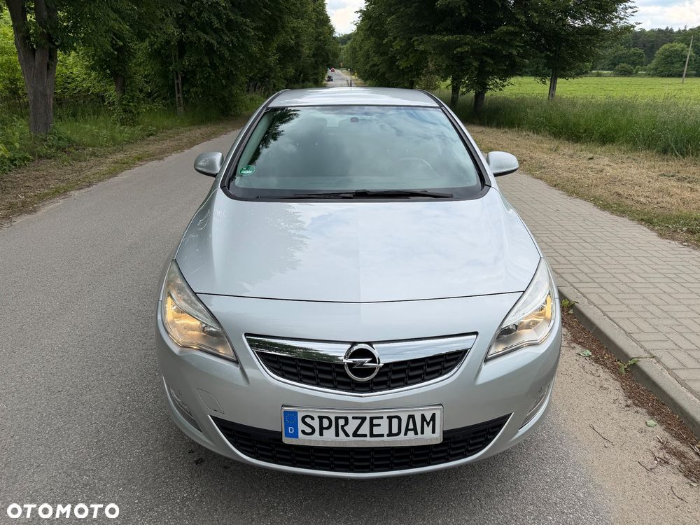 Opel Astra 1.4 Turbo - 4