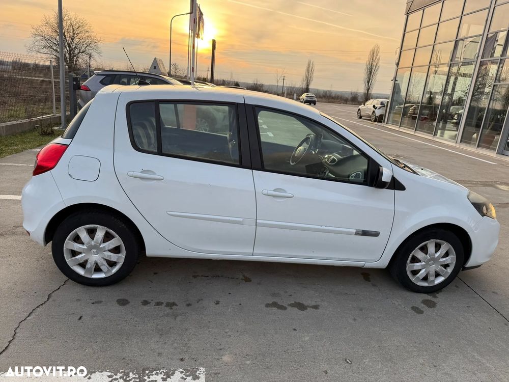 Renault Clio Estate 1.2 Expression - 12