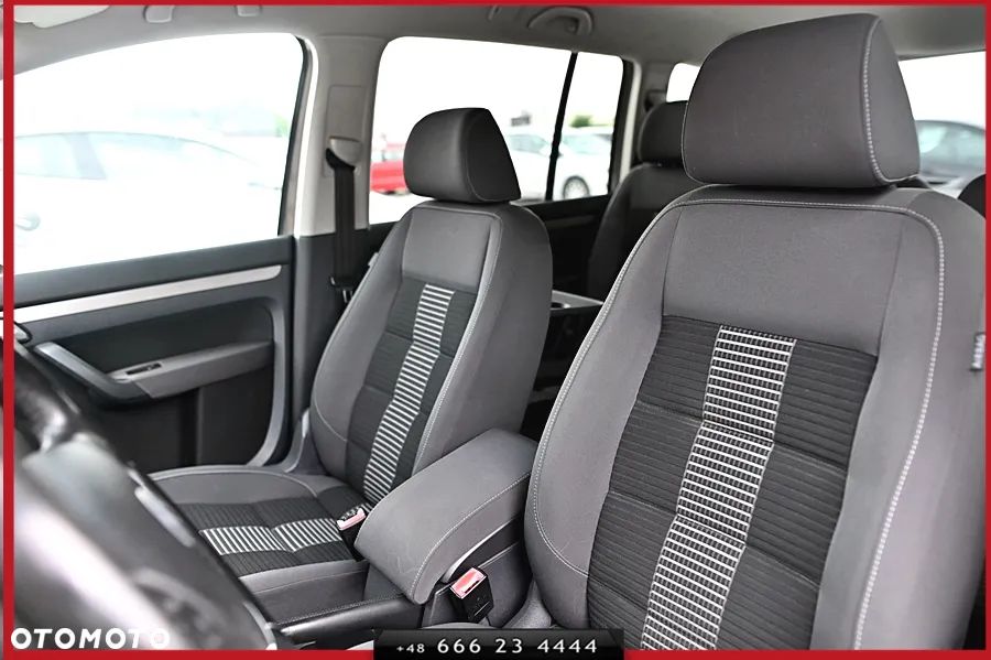 Volkswagen Touran 1.4 TSI United - 12