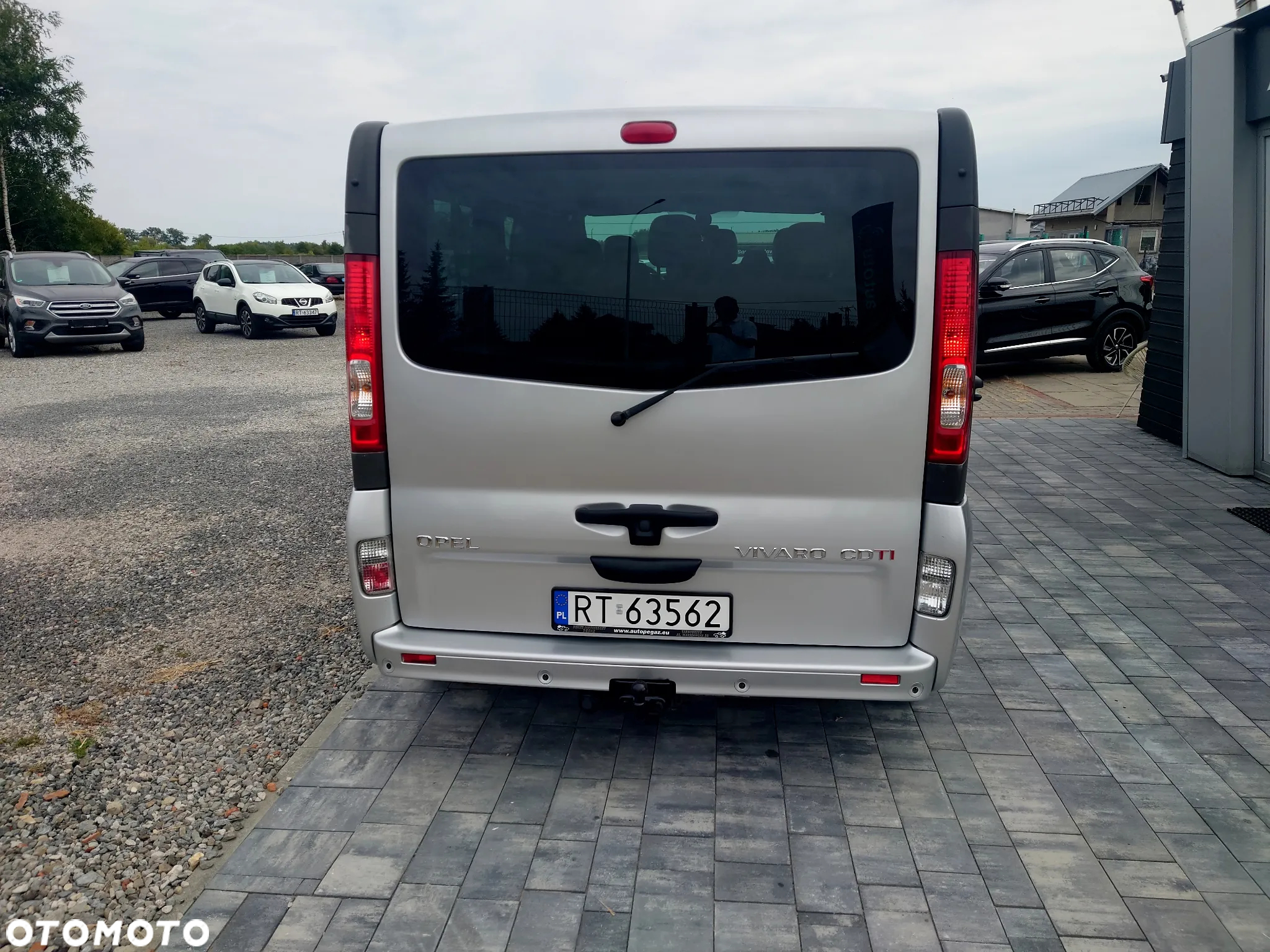 Opel Vivaro 2.0 CDTI L2H1 Life Cosmo - 6