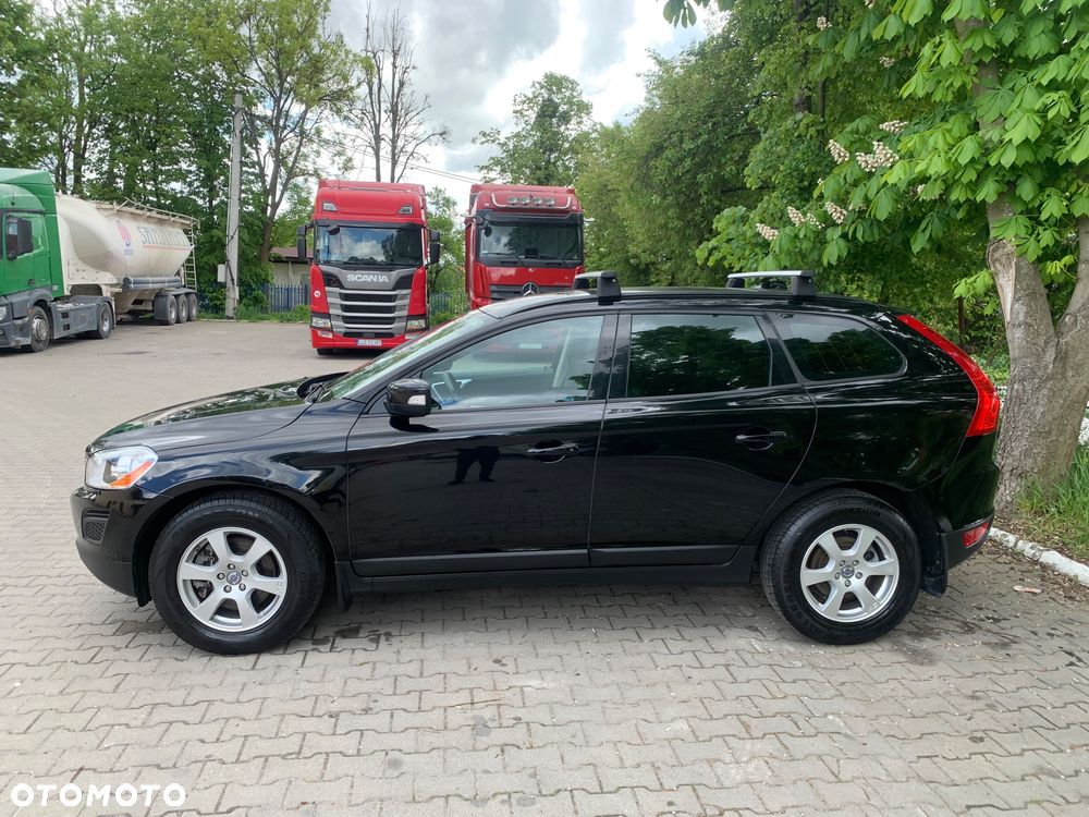 Volvo XC 60 - 4