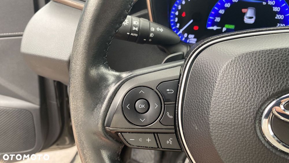 Toyota Corolla 2.0 Hybrid Trek - 20