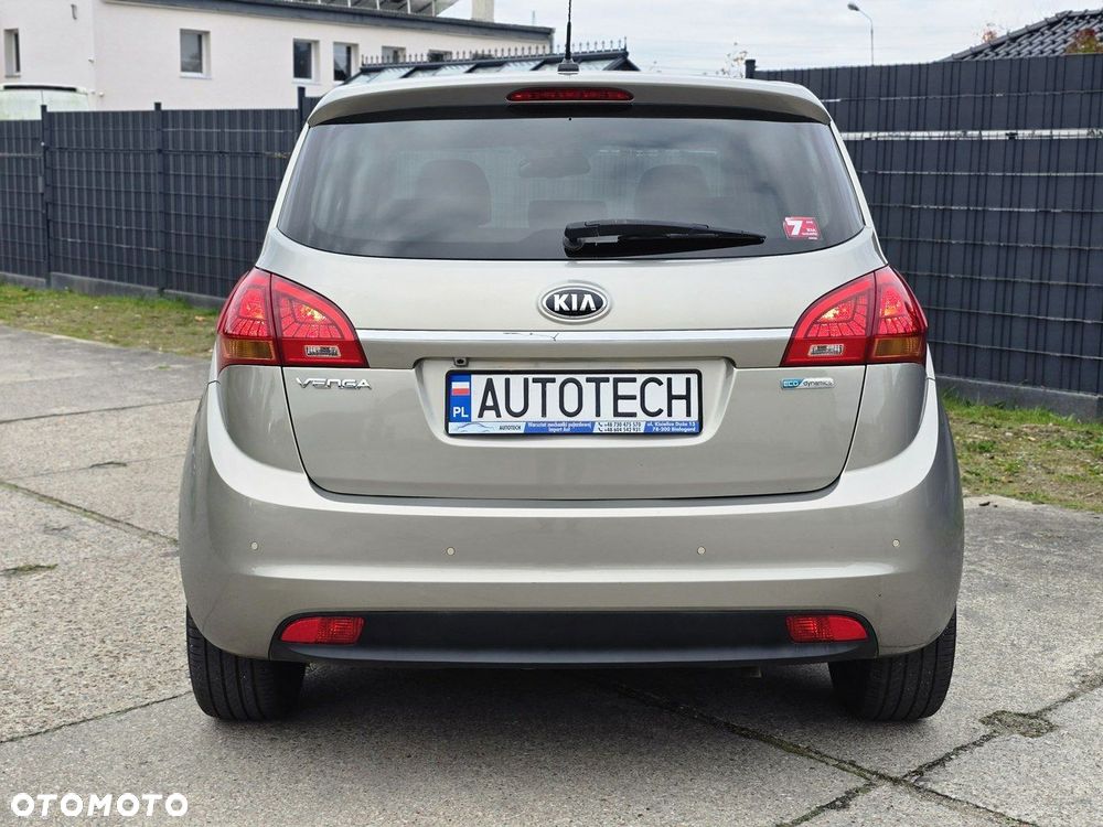 Kia Venga 1.6 Business Line - 25