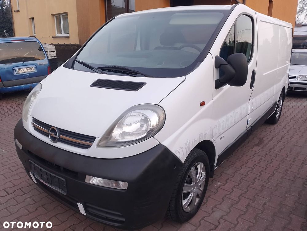 Opel Vivaro - 2