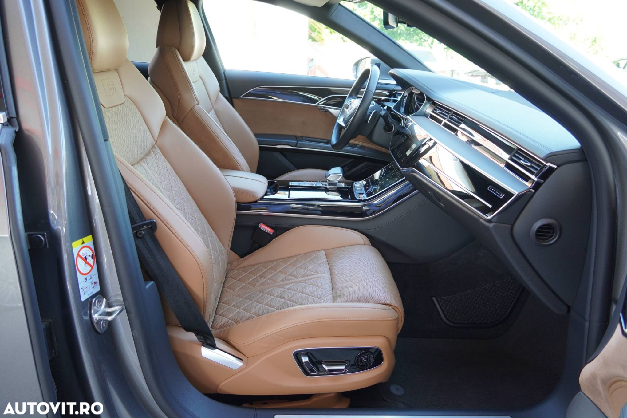 Audi A8 - 19