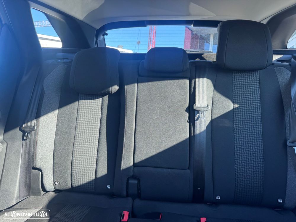 Peugeot 3008 - 8