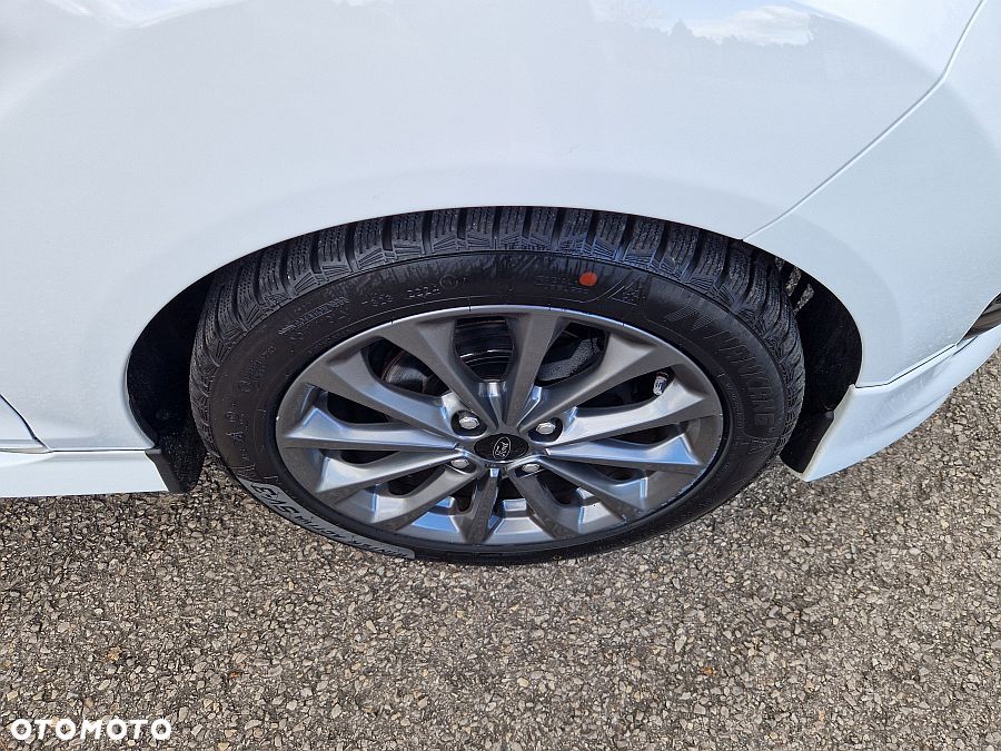 Ford Fiesta 1.0 EcoBoost S&S ST-LINE - 24