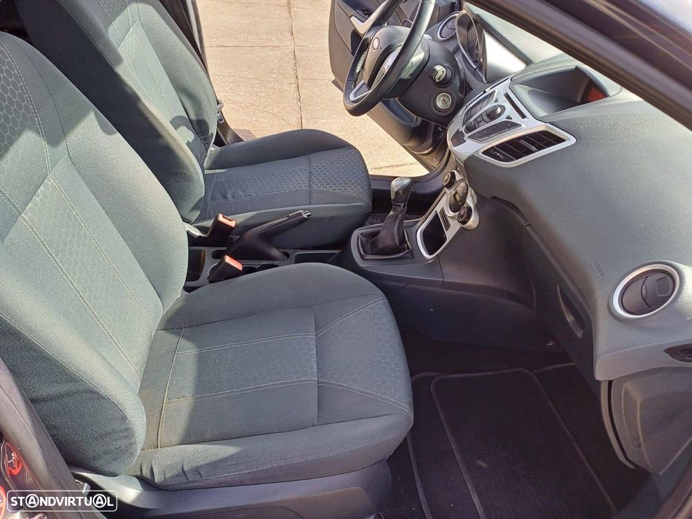Ford Fiesta 1.25 Titanium - 7