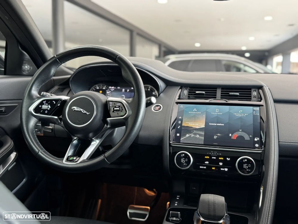 Jaguar E-Pace 1.5 P300e R-Dynamic HSE AWD Aut. — fotografia 41