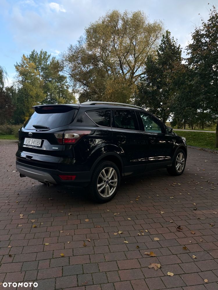 Ford Kuga - 37