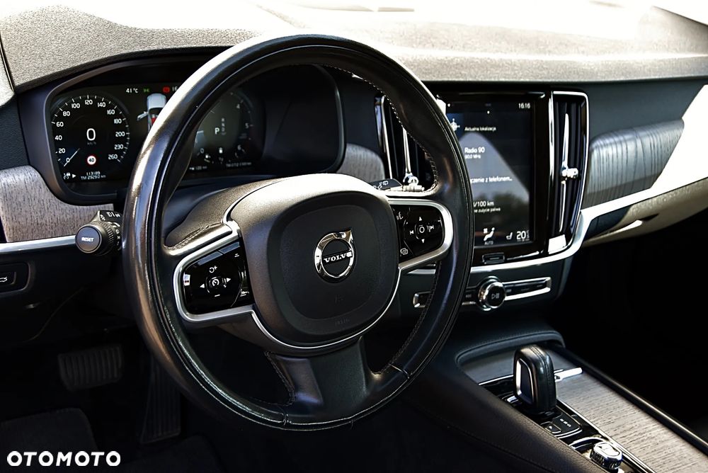 Volvo V90 Cross Country D4 AWD Pro - 12