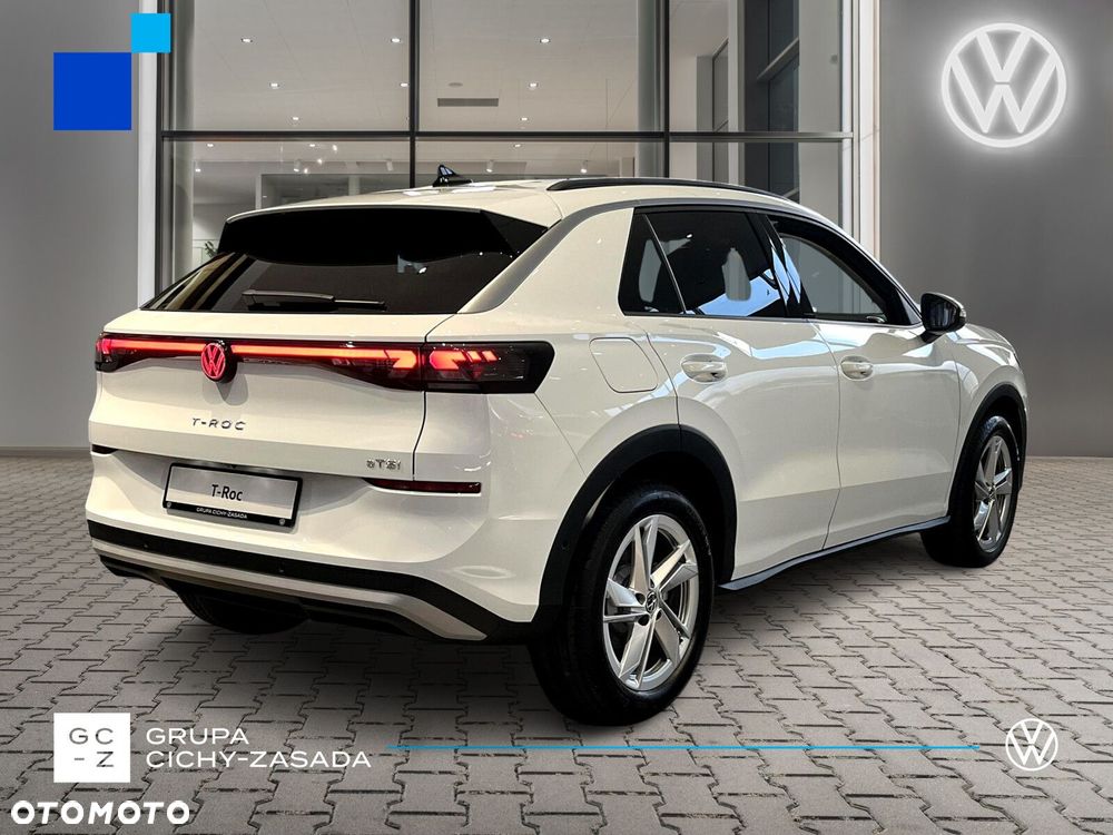 Volkswagen T-Roc - 4