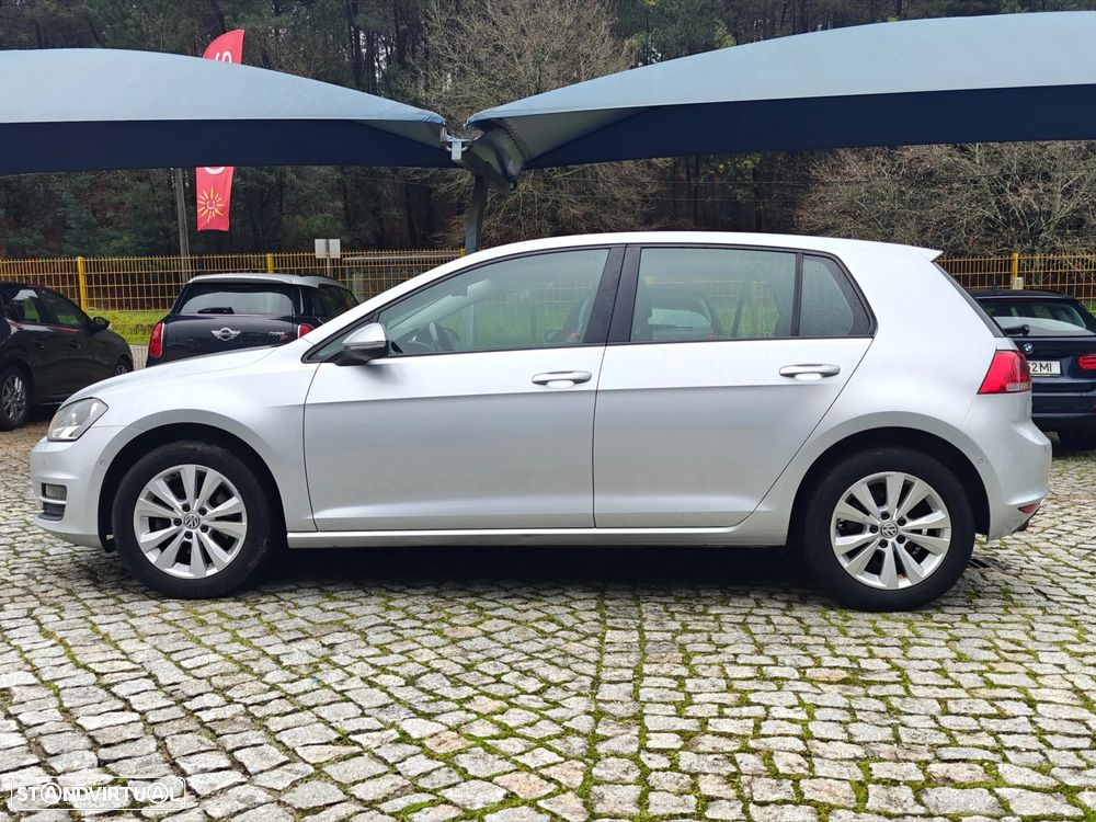 VW Golf 1.6 TDi DPF Comfortline - 4