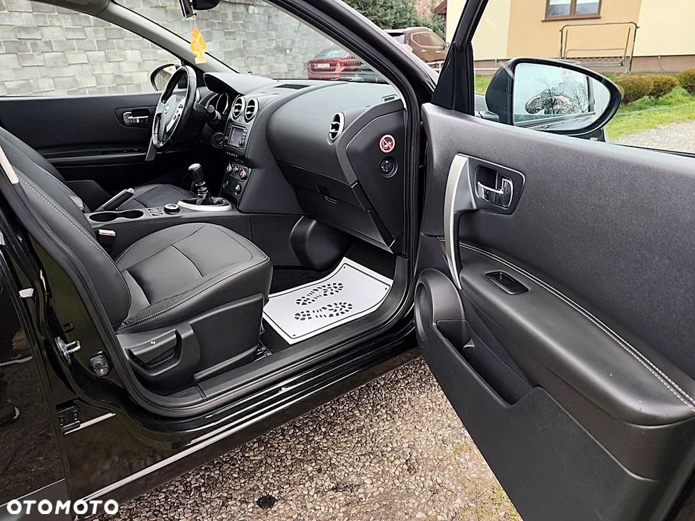 Nissan Qashqai+2 - 24