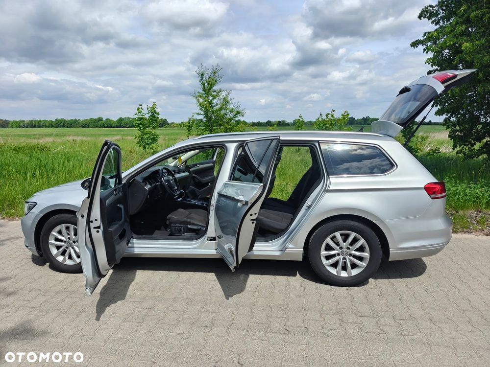 Volkswagen Passat - 28