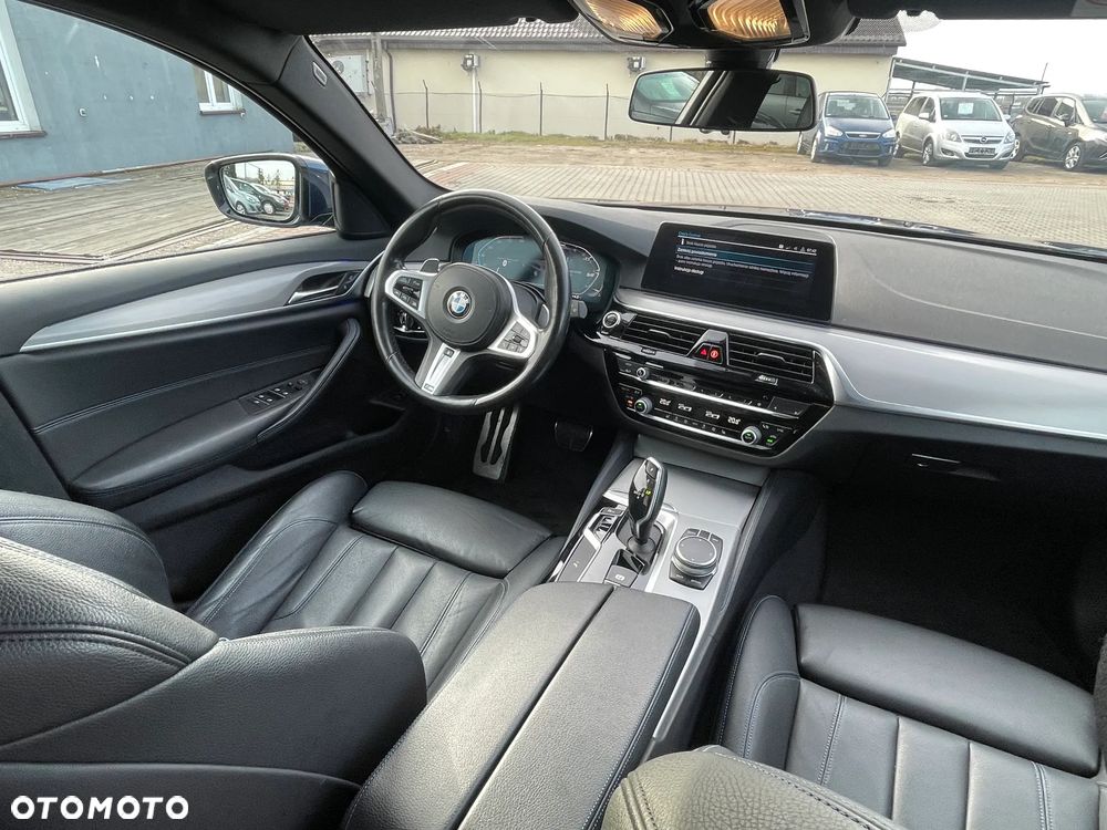 BMW Seria 5 530d xDrive M Sport sport - 10