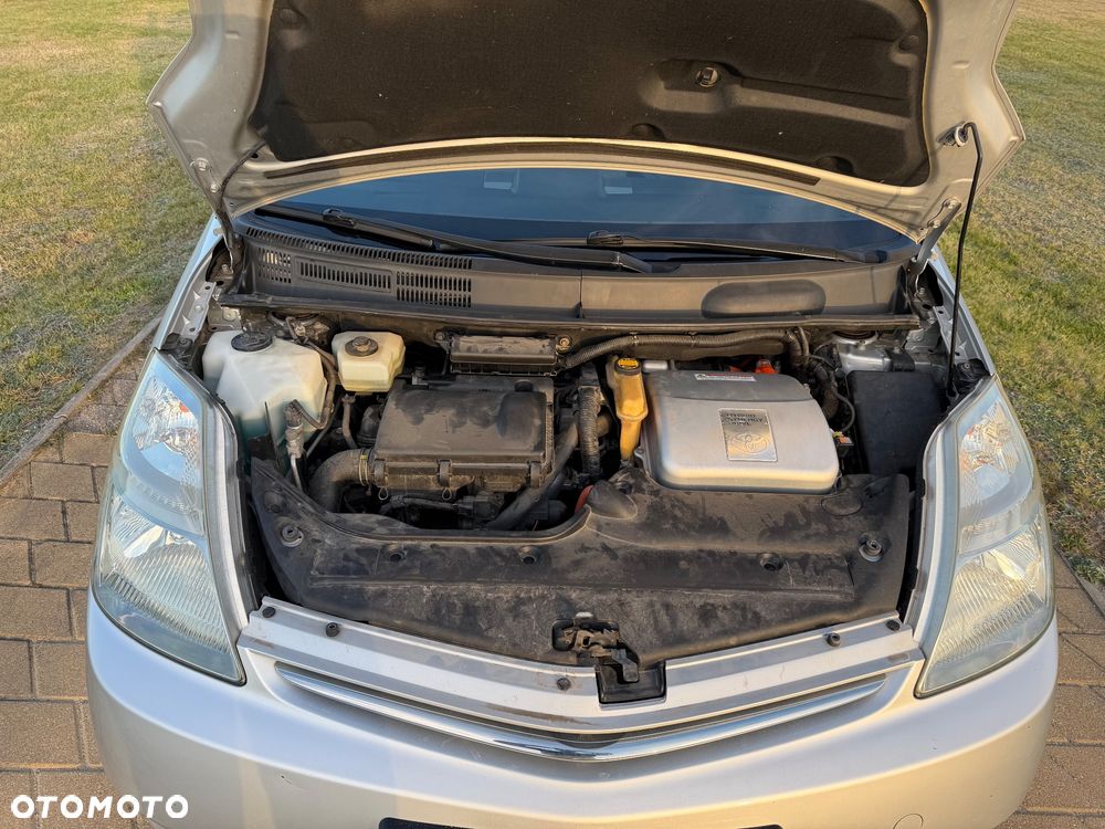 Toyota Prius 1.5 VVT-i Sol - 21