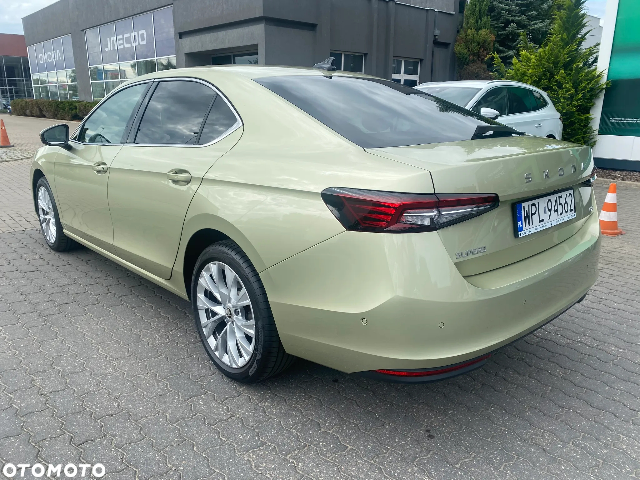 Skoda Superb 2.0 TSI 4x4 Selection DSG - 4
