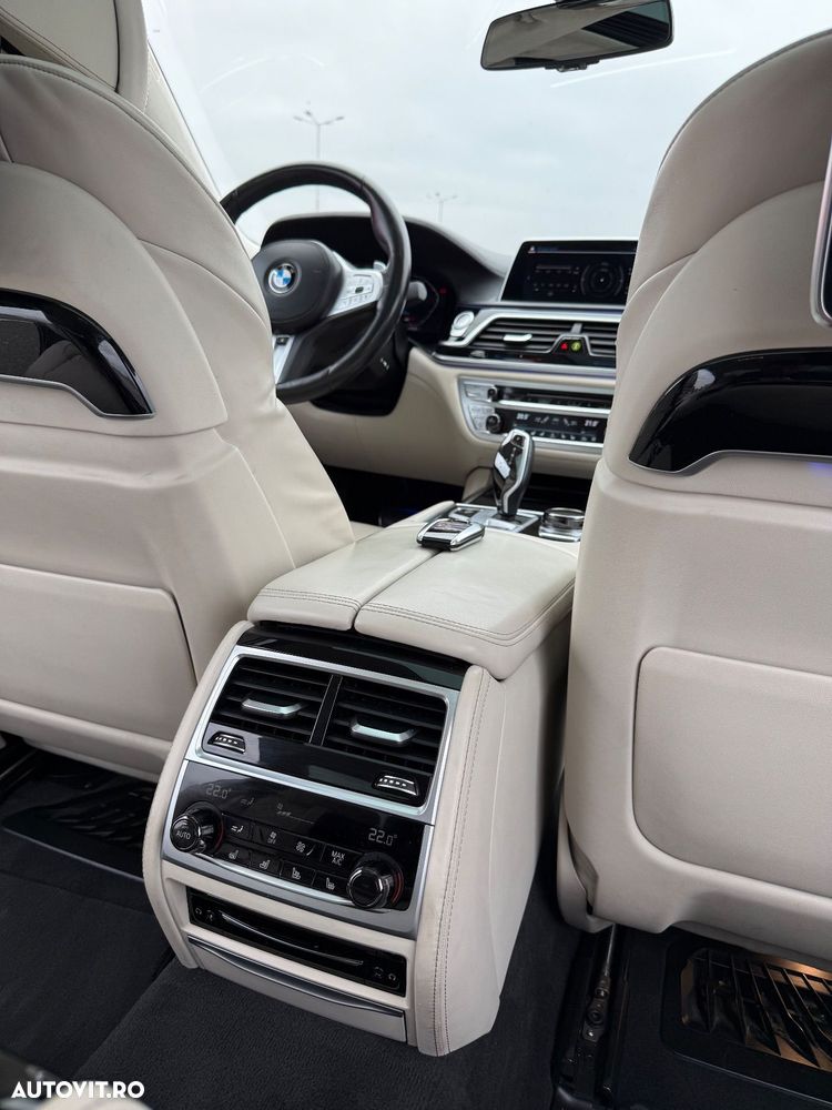 BMW Seria 7 745e AT PHEV - 23