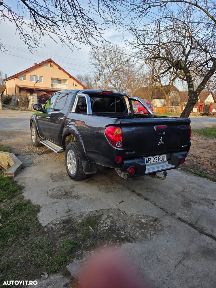 Mitsubishi L 200 - 3