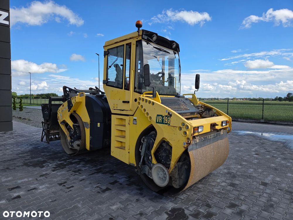 Bomag 154 AD Rozsypywacz do grysu - 6