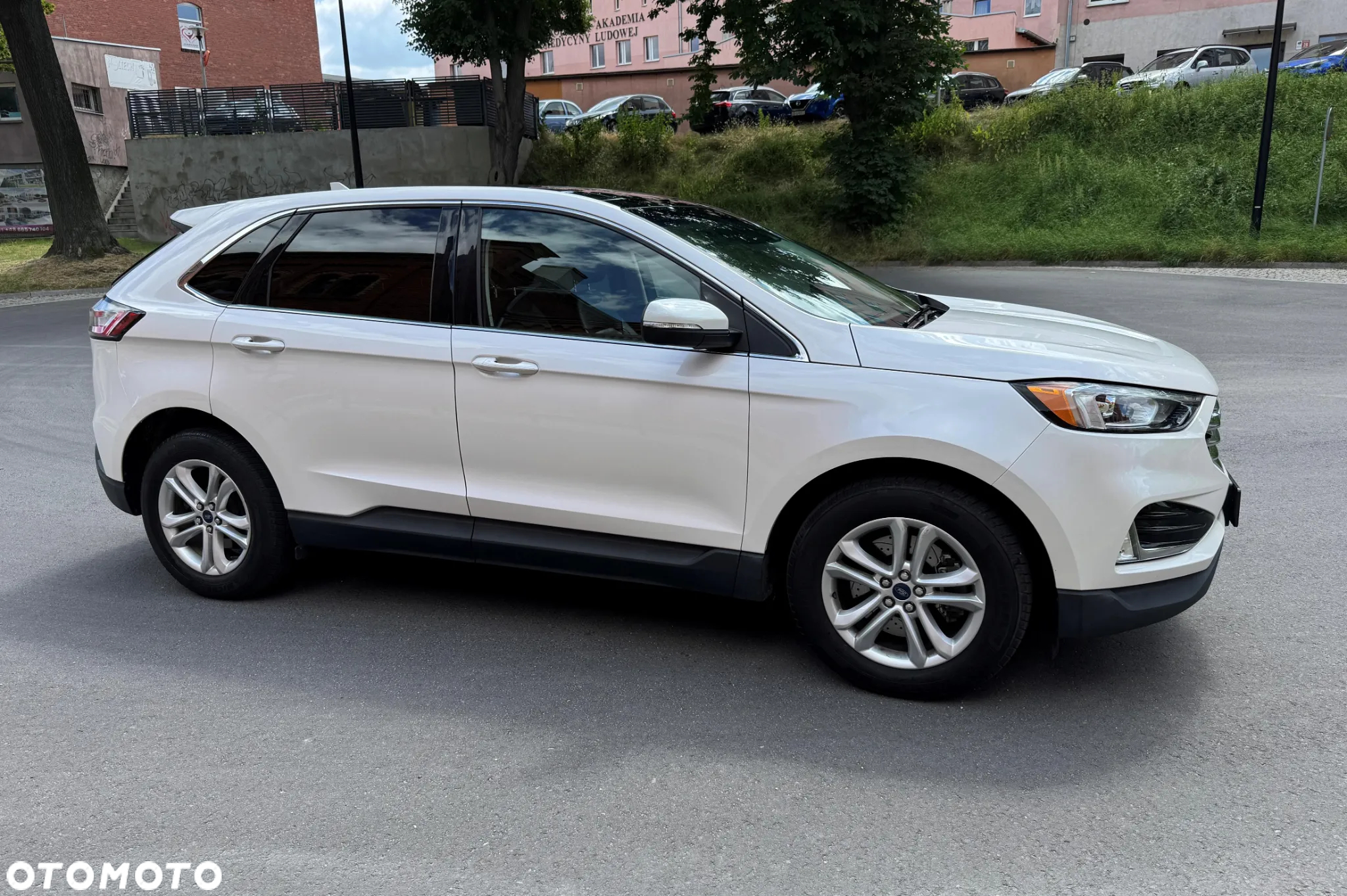 Ford Edge - 7