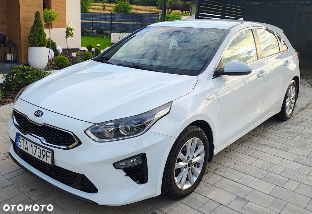 Kia Ceed 1.6 CRDi SCR M - 1