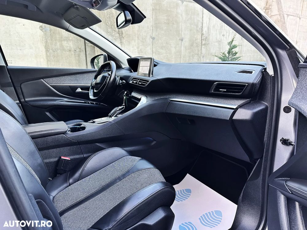 Peugeot 3008 BlueHDi 120 Stop & Start EAT6 Allure - 11