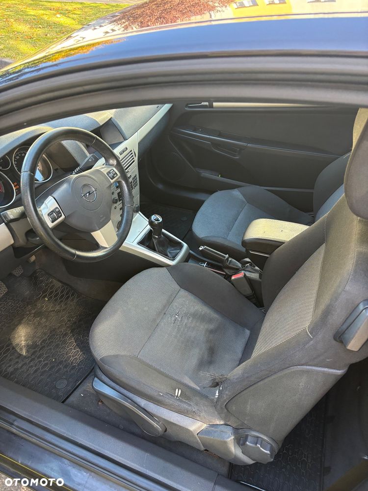 Opel Astra 1.8 Sport - 8