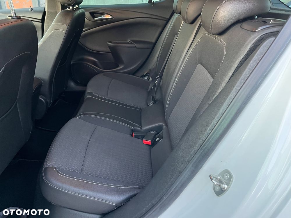 Opel Astra - 10