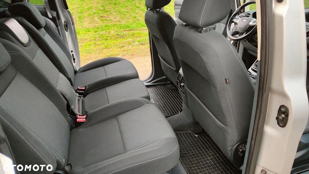 Ford Grand C-MAX 2.0 TDCi Titanium - 20