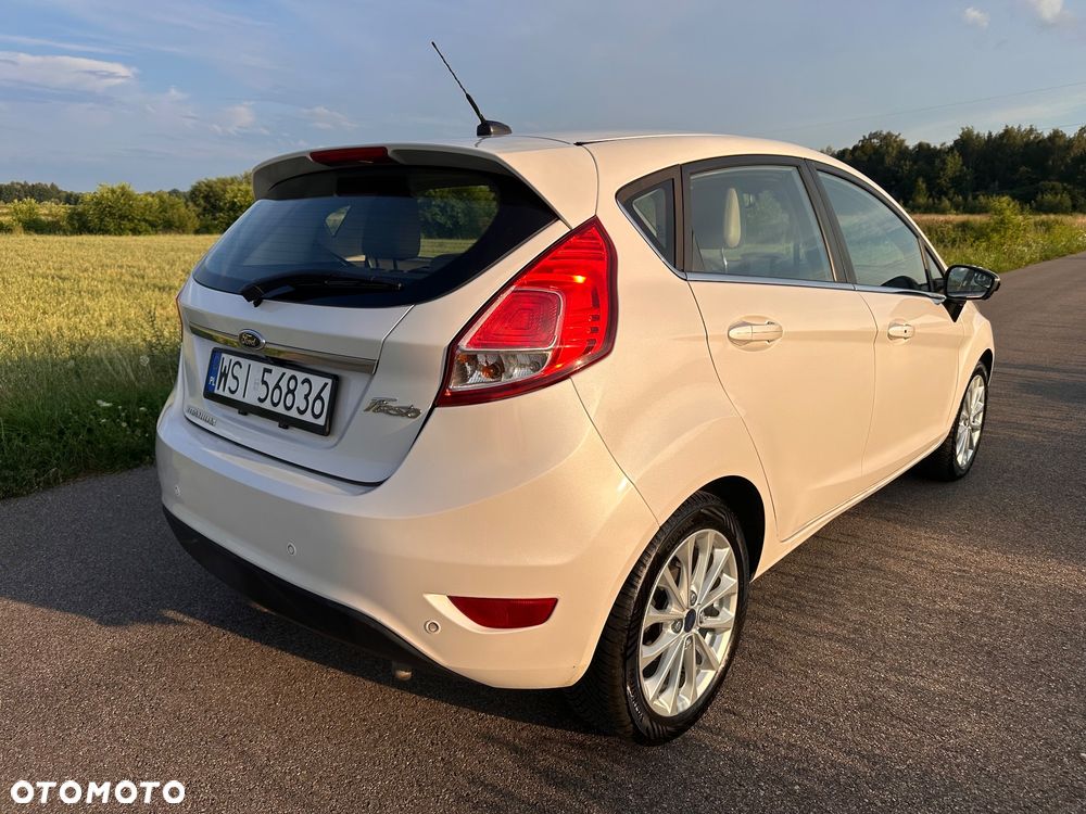 Ford Fiesta - 6