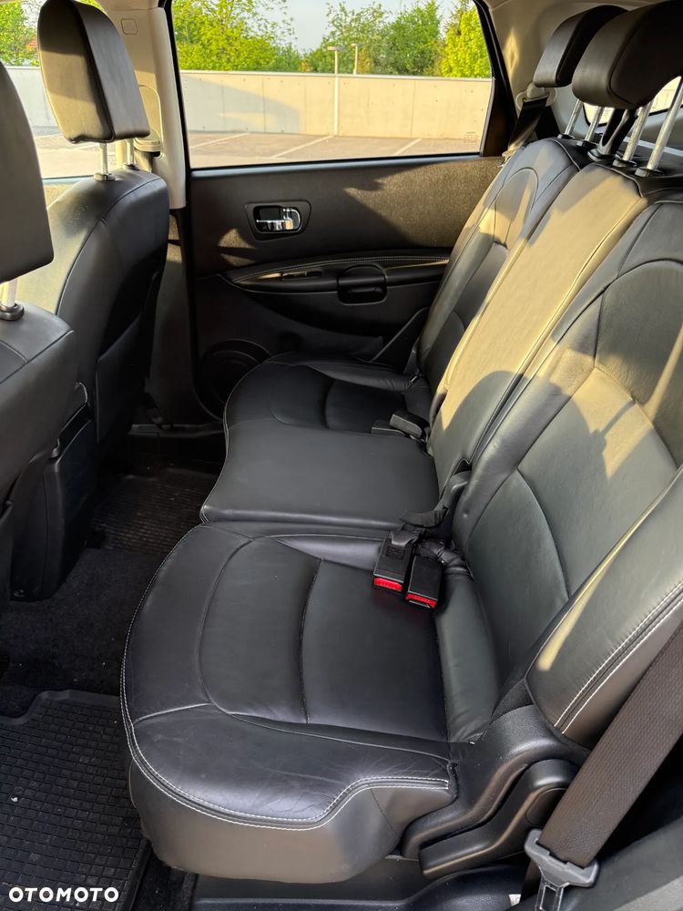 Nissan Qashqai 2.0 4x4 Tekna - 4
