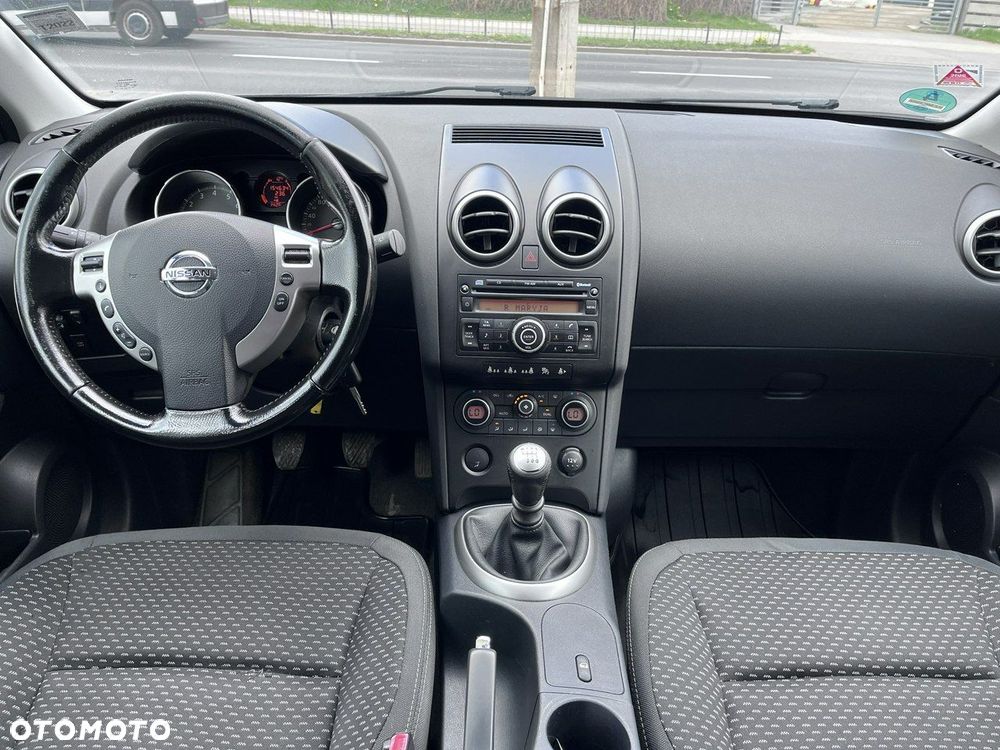 Nissan Qashqai - 13