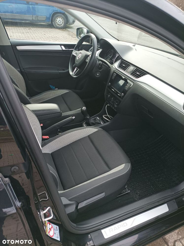 Skoda RAPID Spb 1.0 TSI Ambition - 6