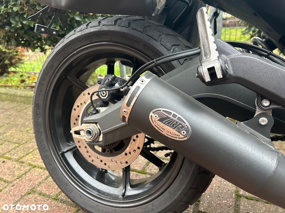 Ducati Scrambler - 12