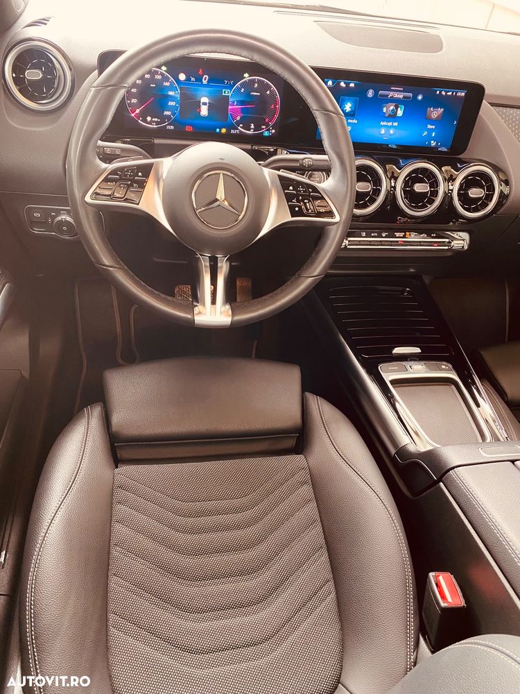 Mercedes-Benz GLA - 15