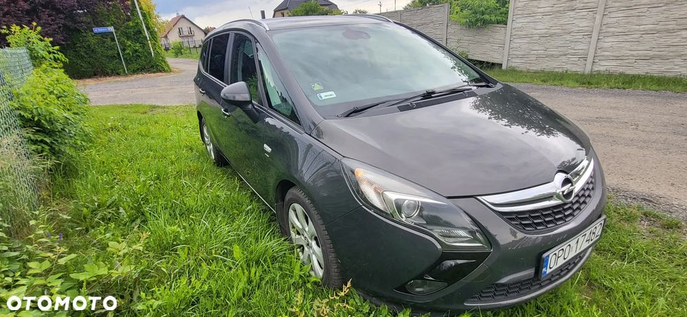 Opel Zafira - 10