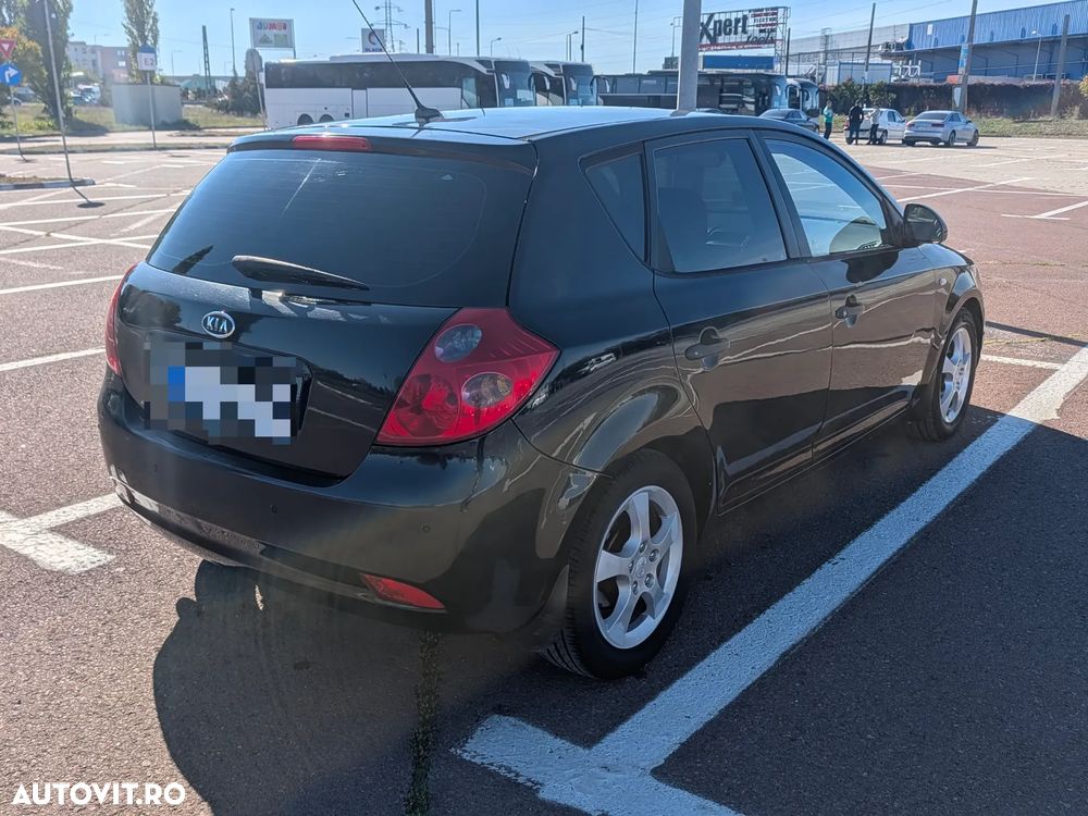 Kia Ceed - 6
