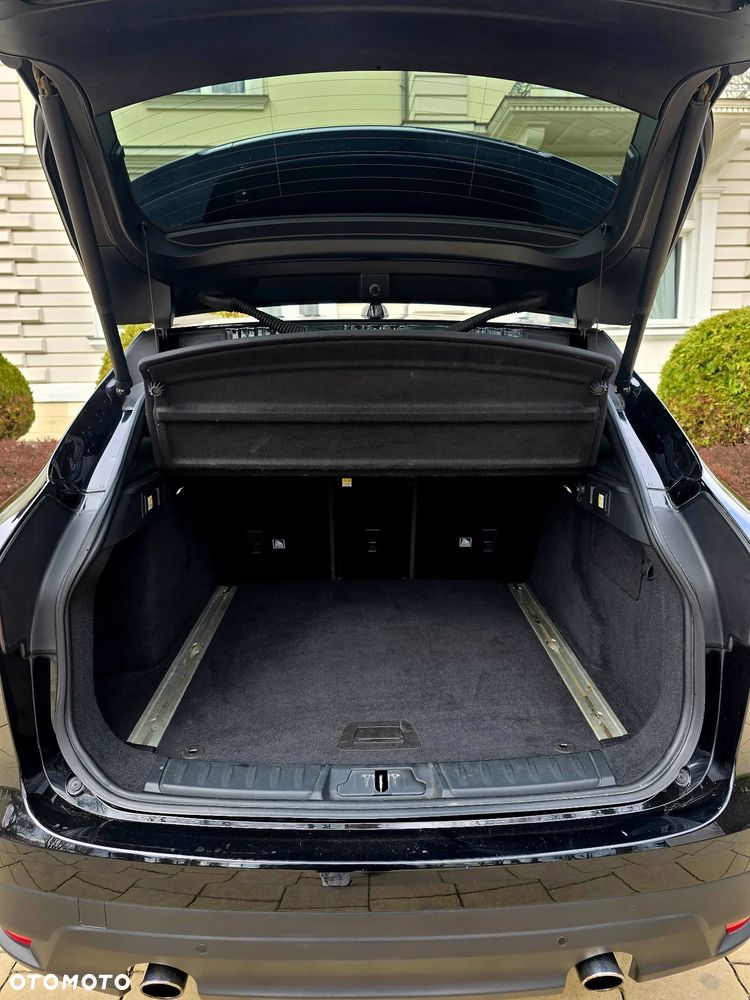 Jaguar F-Pace 2.0 i4D AWD R-Sport - 17