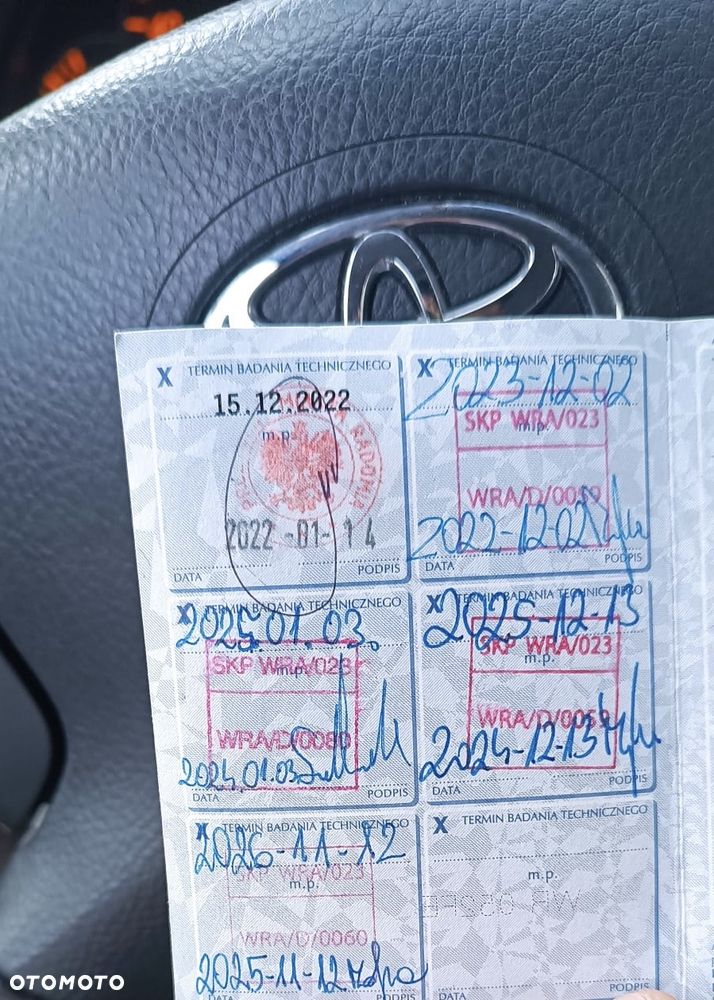 Toyota Avensis 1.8 VVT-i Sol - 2