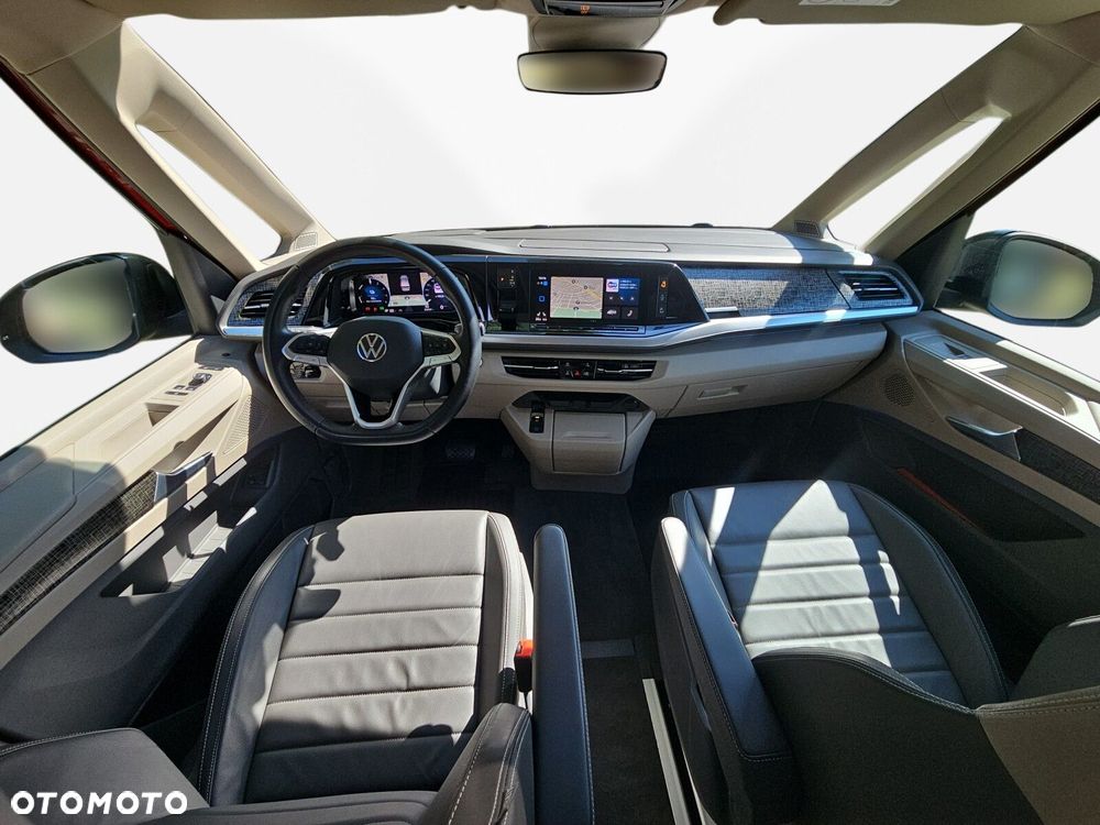 Volkswagen Multivan - 10