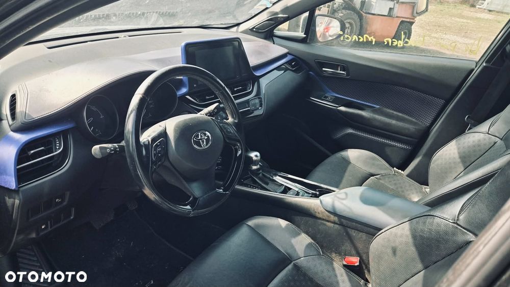 Toyota C-HR Style Selection - 7