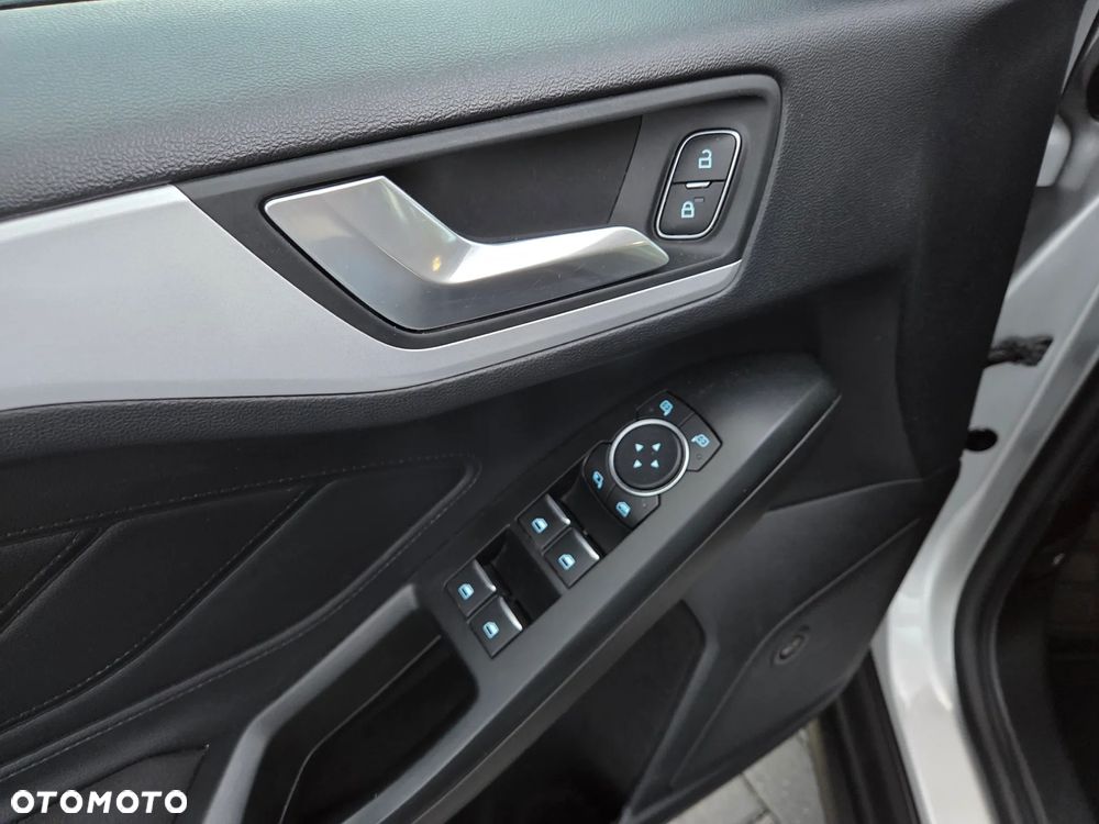Ford Focus - 22