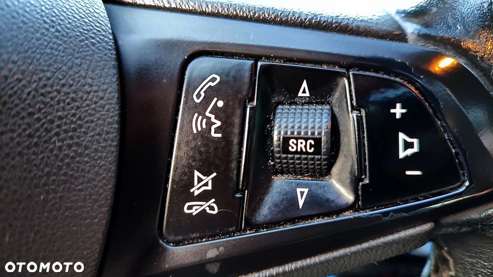 Opel Corsa 1.4 16V Edition - 34