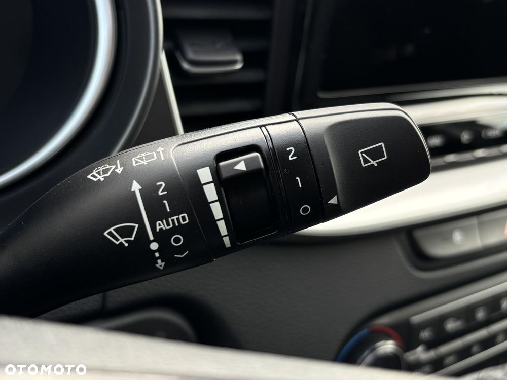 Kia XCeed 1.5 T-GDI M - 17