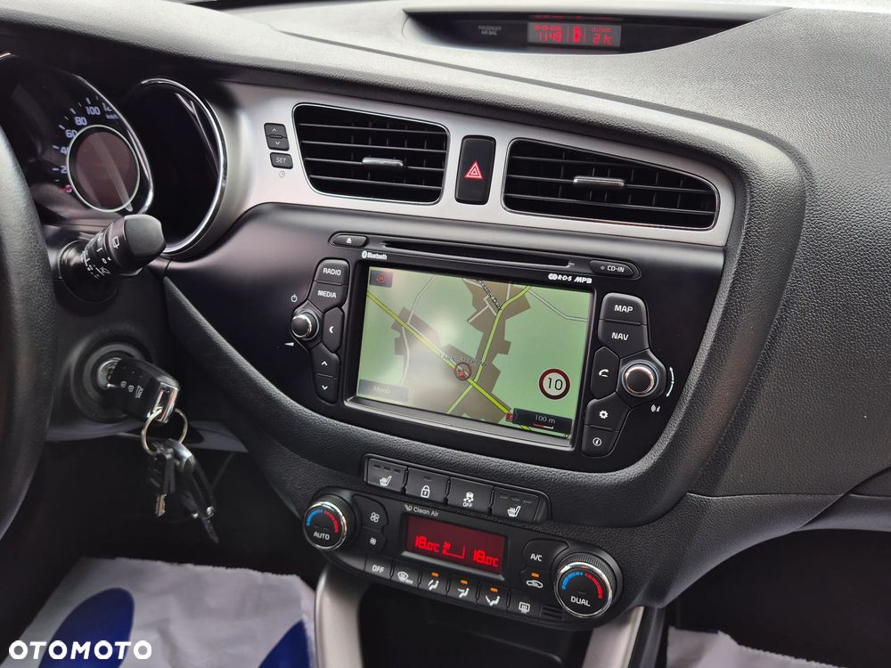 Kia Ceed 1.6 GDI Fifa World Cup Edition - 27