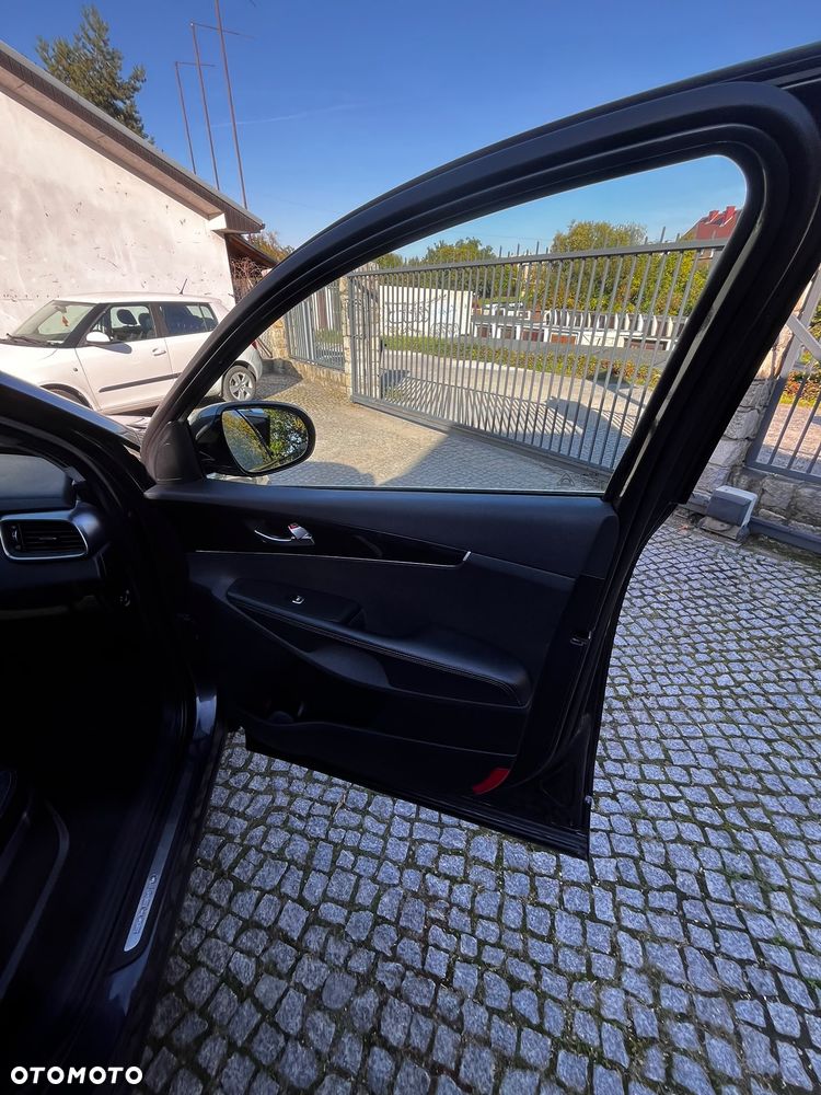Kia Sorento - 27